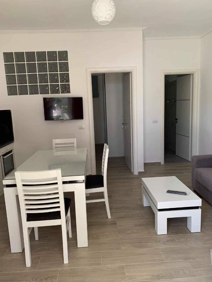 Villa Kristiana Sarandë 외부 사진