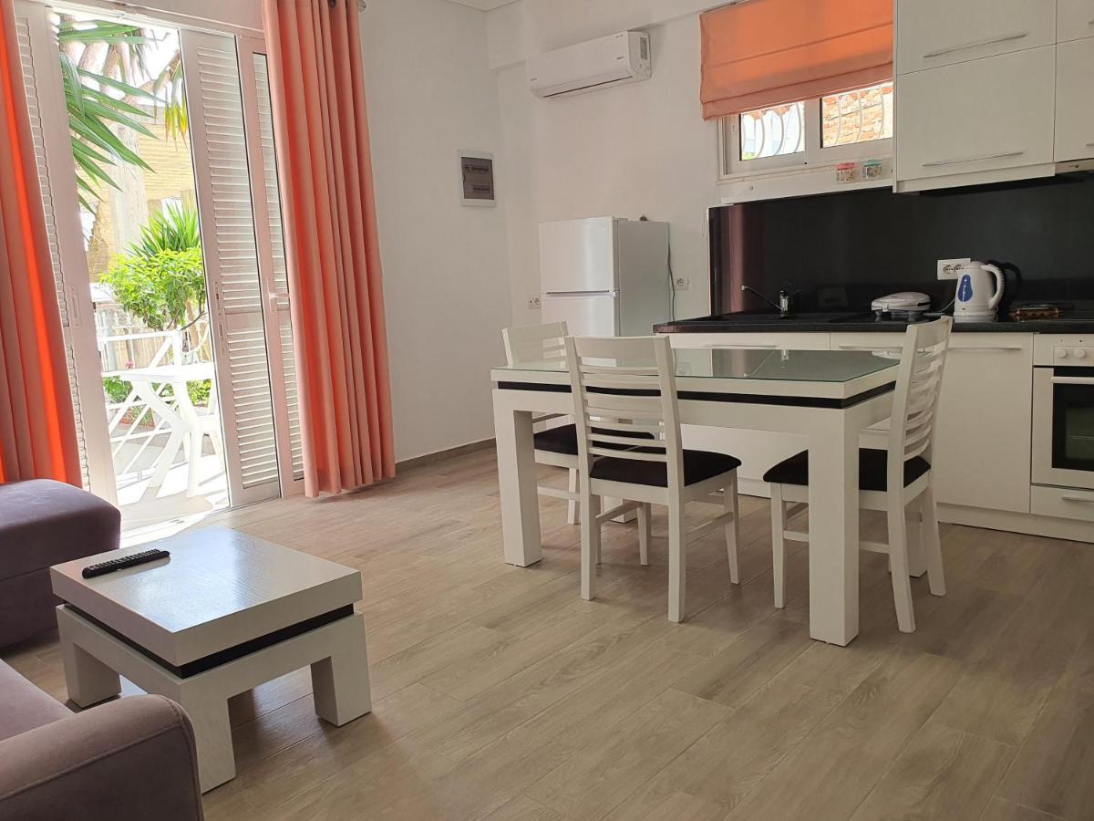 Villa Kristiana Sarandë 외부 사진