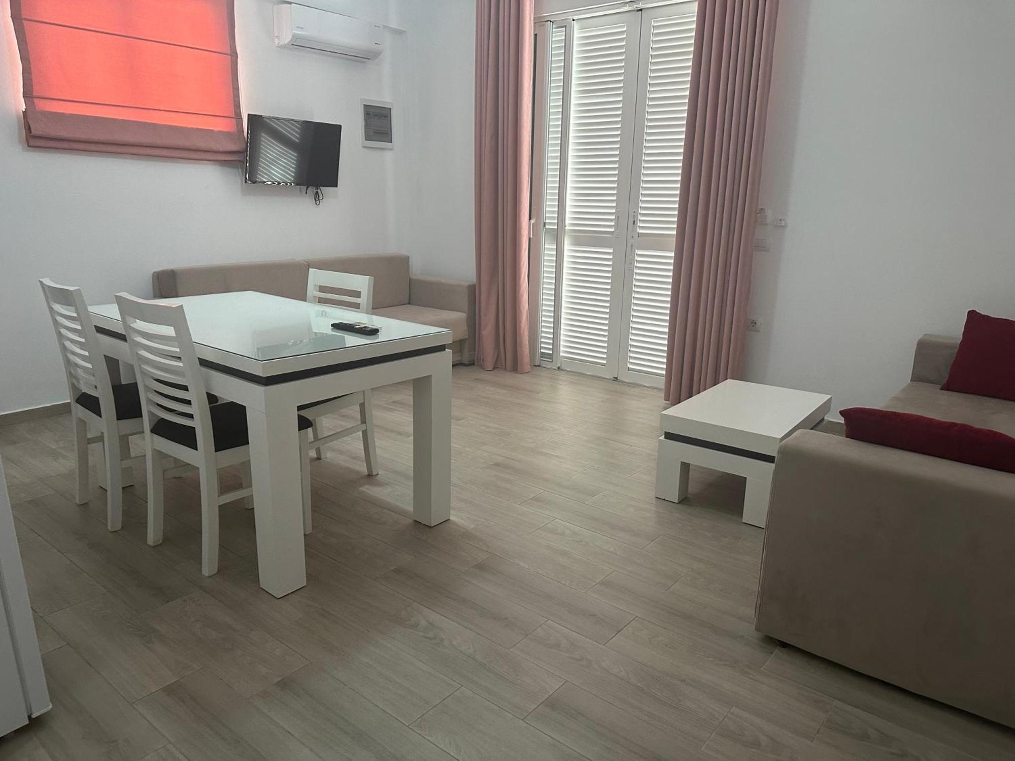 Villa Kristiana Sarandë 외부 사진